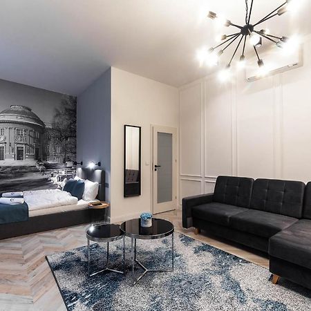 Catalog Boutique Rooms Debrecen Exteriör bild