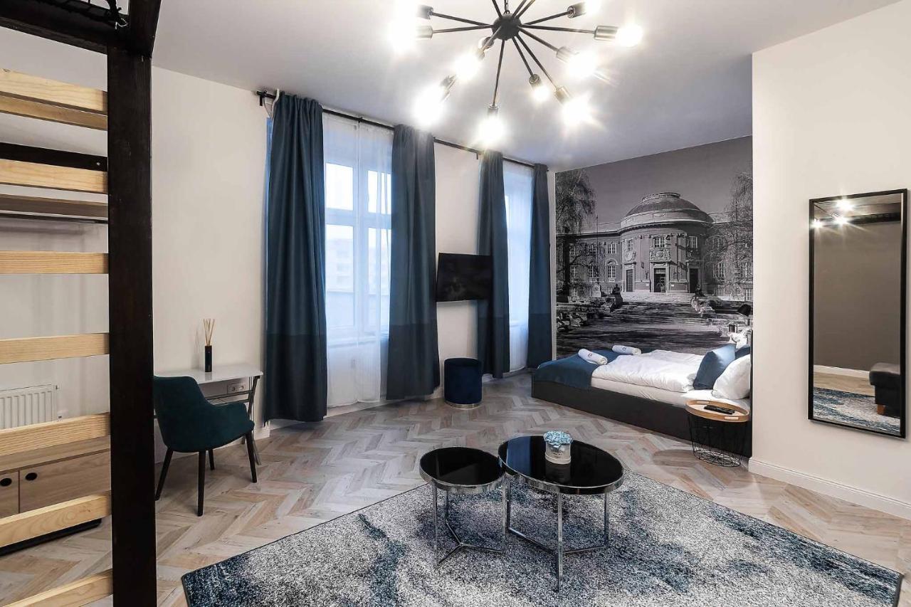 Catalog Boutique Rooms Debrecen Exteriör bild